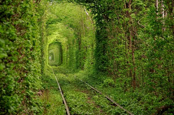 love_tunnel