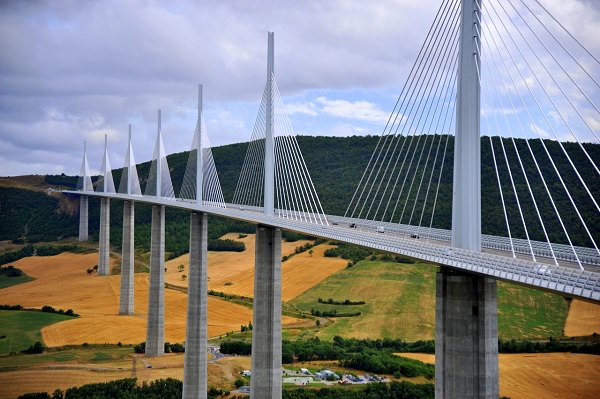 millau-viaduct1