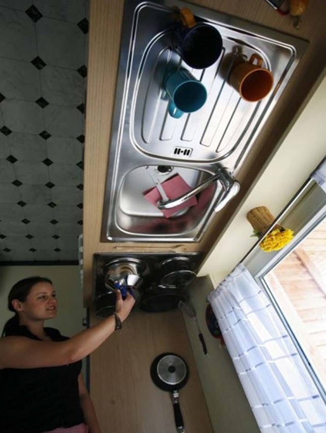 upside down house in germany (5)